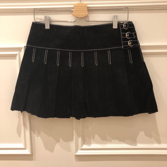 anne-x Dresses & Skirts - Black Suede Pleated Short Skirt